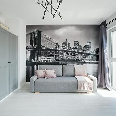 Апартаменти Targowa 10 London Studio Варшава Екстер'єр фото